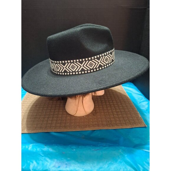 Wide-Brim Black Wool Fedora With Geometric Band One Size - Picture 2 of 8